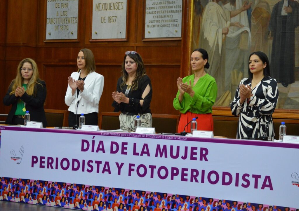 Congreso del Estado de México reconoce a periodistas y fotoperiodistas mexiquenses