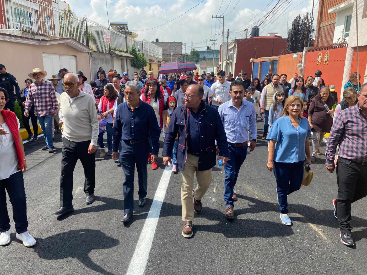 Trabajo en equipo entre sociedad y gobierno, es clave para el desarrollo de las comunidades en Zinacantepec