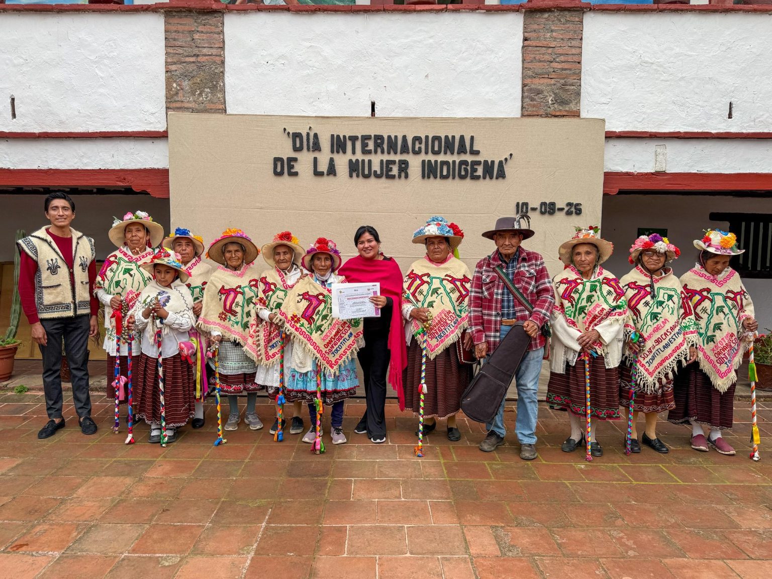 Aylin López Celebra Día Internacional de la Mujer Indígena en Jocotitlán